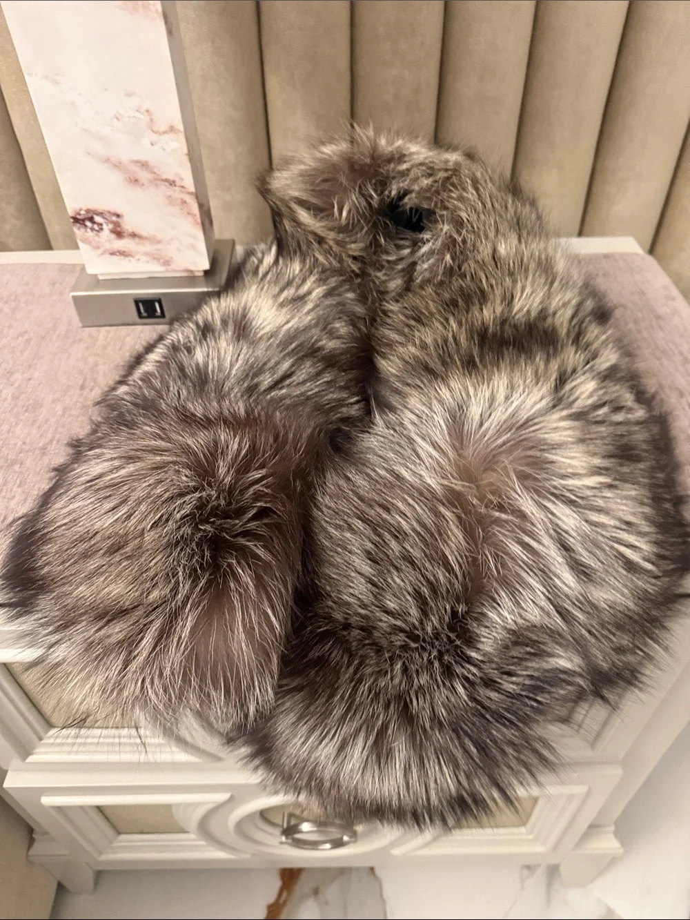 SAGA FOX FUR SHAWL SILVER FOX